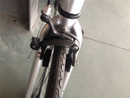 700c fiets met vaste versnellingen met hard frame, niet-achterste demper en aluminium velgmateriaal