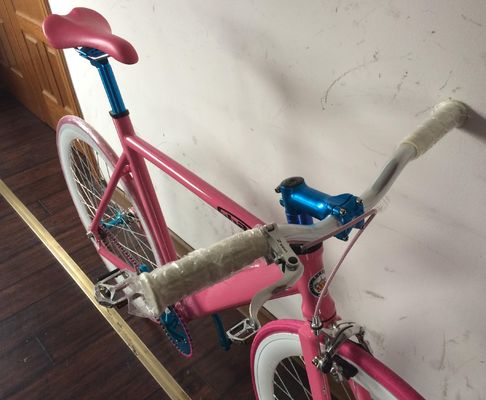 ODM Logo OEM Kleur 700C Single Speed Track Bike met lichtgewicht aluminium frame en vork