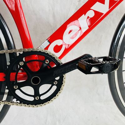 12 kg 700C Single Speed Track Aluminium Frame Fixed Gear Bike met koolstofvezel vork