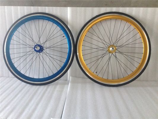 43 mm geanodiseerde blauwe flipflop vaste versnelling wegfietswiel set met kleurrijke spaken