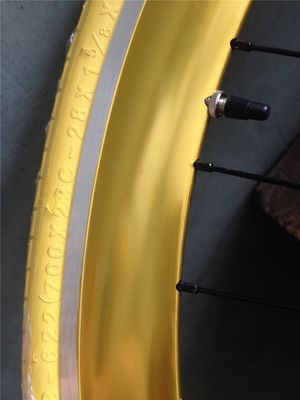 Op maat gemaakte 700C fixe versnelling fietswiel set met Pantone kleur en 32-40H Spoke Hole