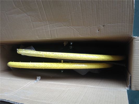 Op maat gemaakte 700C fixe versnelling fietswiel set met Pantone kleur en 32-40H Spoke Hole