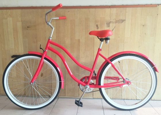 26&quot; Steep Thru Beach Cruiser Bike voor vrouwen met eenpersoonsversnellingen en aluminium velgen