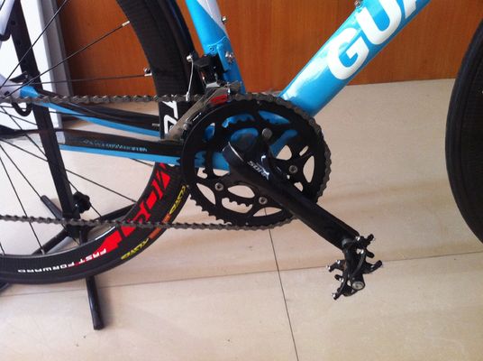Koolstofvezel 700C Frame Shimano SORA-5700 18Speed Group 6KG Racing Road Speed Bike