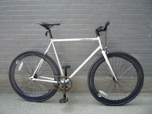 CE-goedgekeurde kleurrijke fietsband 700*23C/25C/28C KENDA Rim Material Aluminium