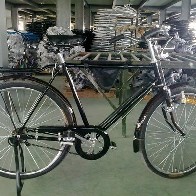 Steel Fork 26 inch stadsfiets met klassieke stijl in de moderne stad