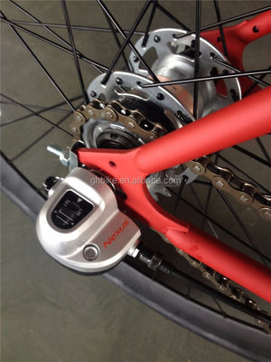Rode kleur 3-snelheid fixe versnellingsfiets met Kenda band en Neco hoofdset op Chromoly frame