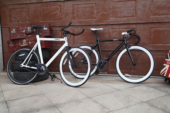 Single Speed Bike 700c Fixie Bike met KMC keten en bruto gewicht 13kg