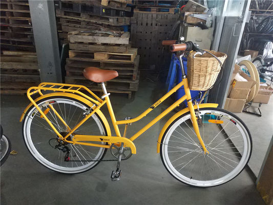 Vintage Lady Bike met Basket Rood Kleur Low Step Door Hybrid 5 Speed Comfort Cruiser