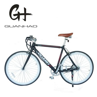 700C Aluminium Elektrische Fiets CE EN15194 Gecertificeerd 36V 350W Motor 10,8AH Verborgen Lithiumbatterie