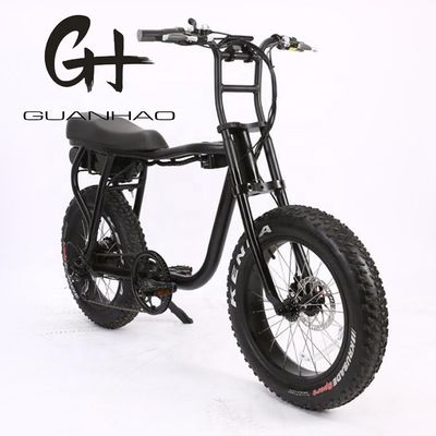 Stijlvolle 20&quot; 48V 500W borstelloze achterwiel 4.0 Fat Tire Electric City Chopper Bike